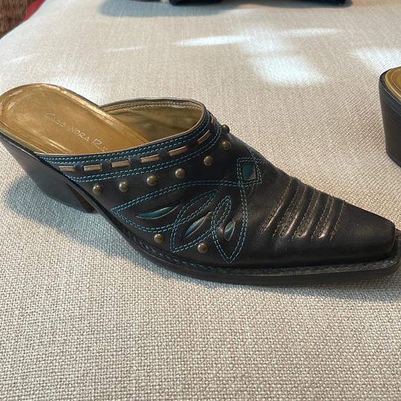 Slide on boots - Picture 1 of 7